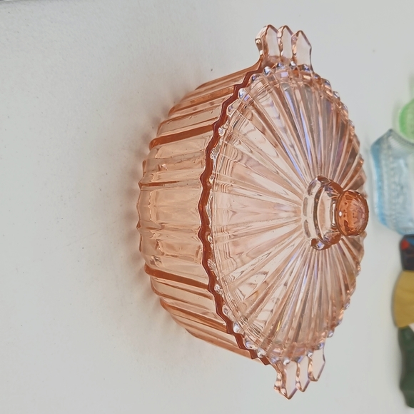 Vintage Soft Pink Depression Glass Candy Dish - Picture 2 of 4